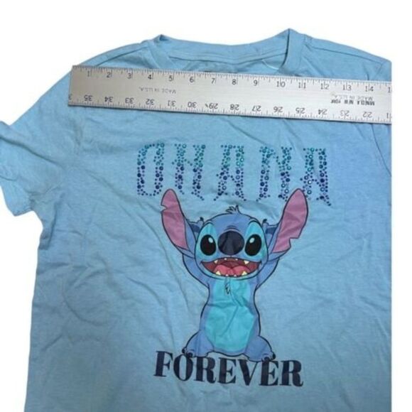 Disney Lilo &‎ Stitch Juniors Ohana Family Graphic T-Shirt World Park Hawaiian - Picture 3 of 7